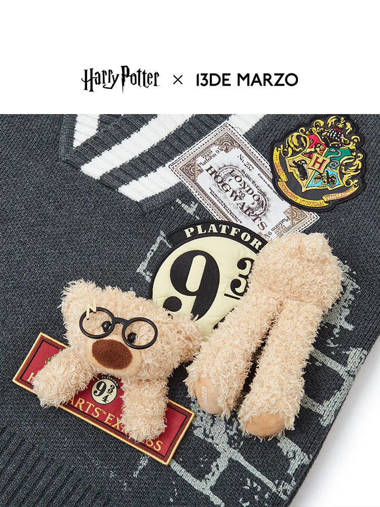 Harry Potter × 13DE MARZO Platform 9¾ Bear V-neck Sweater - Grey
