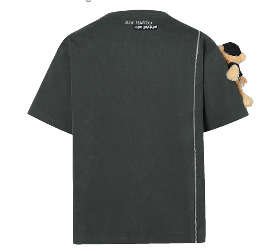 13 DE MARZO POSTER LETTER T-SHIRT