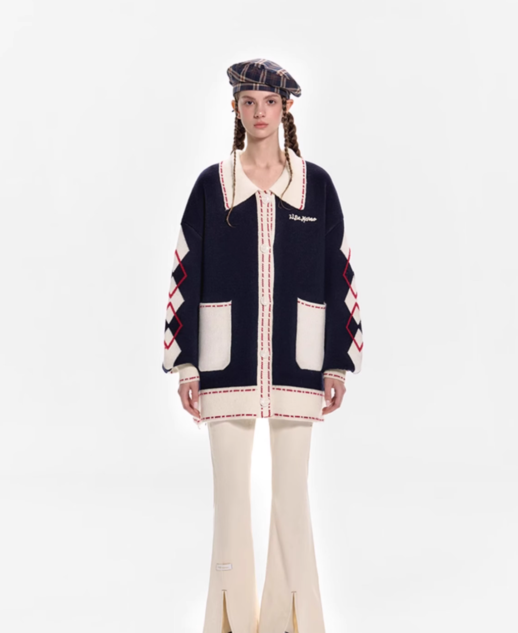 13 DE MARZO BEAR LAPEL NOSTALGIC CARDIGAN