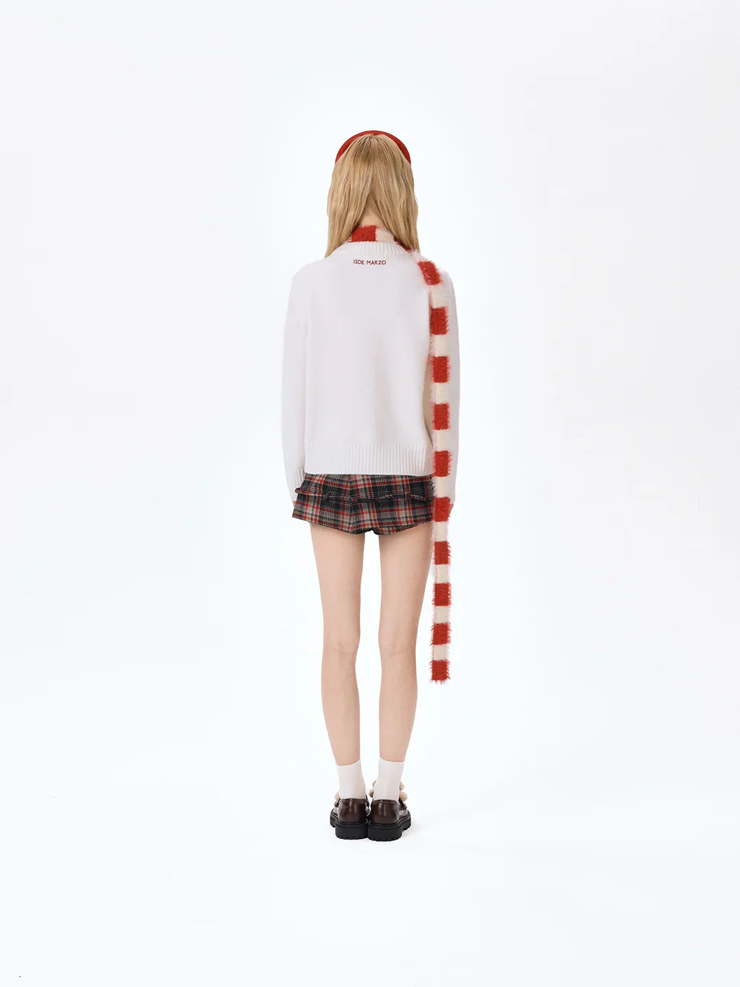 13DE MARZO Bear Thin Scarf Sweater White