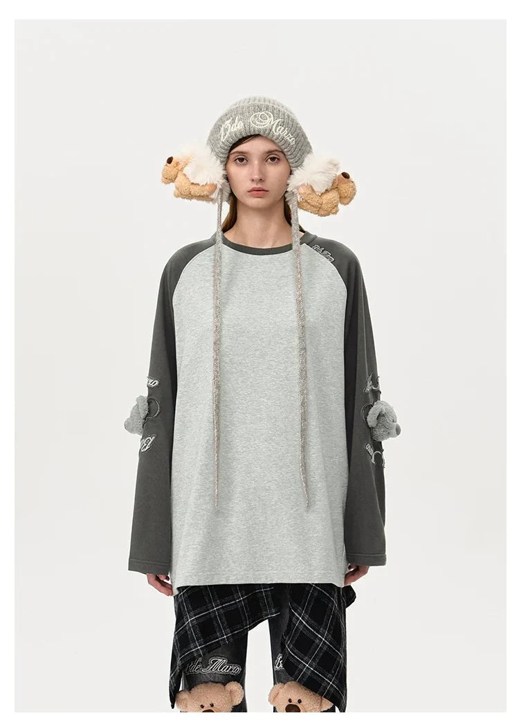 13DE MARZO ELBOW BEAR SWEATSHIRT