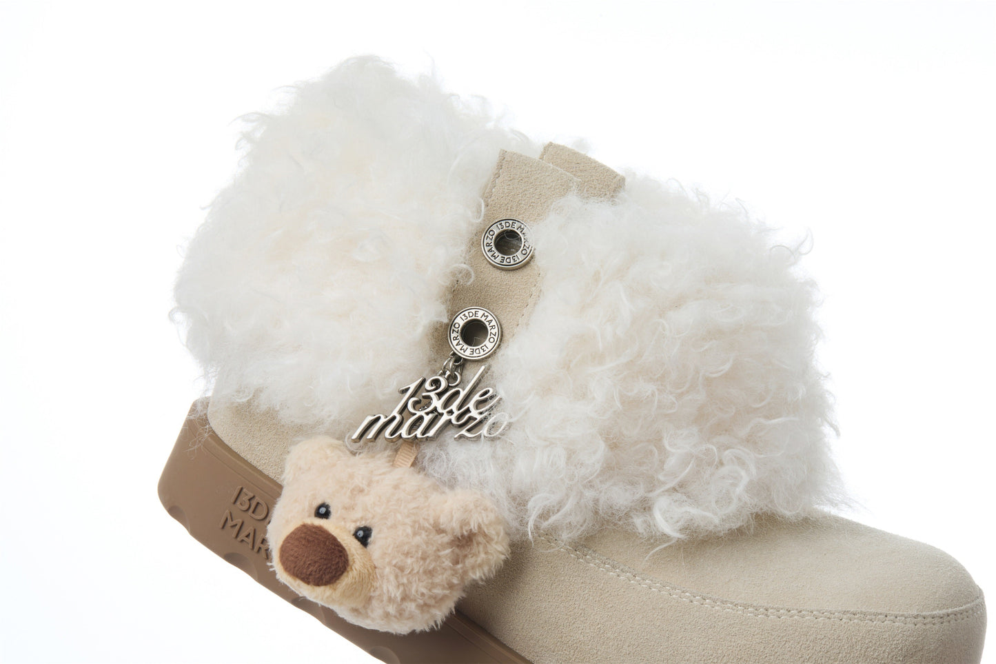 13DE MARZO Lower Fuzzy Snow Boots Beige