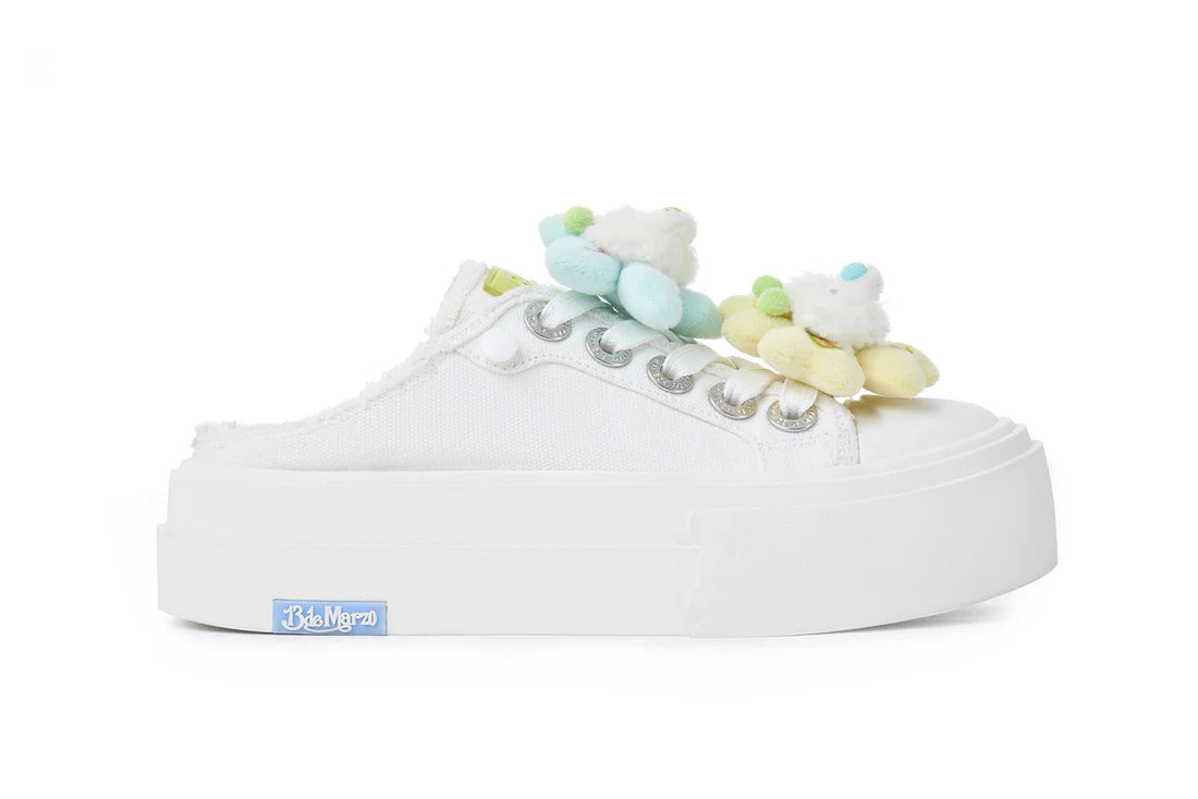 13DE MARZO Floral Butterfly Bear Backless Shoes White