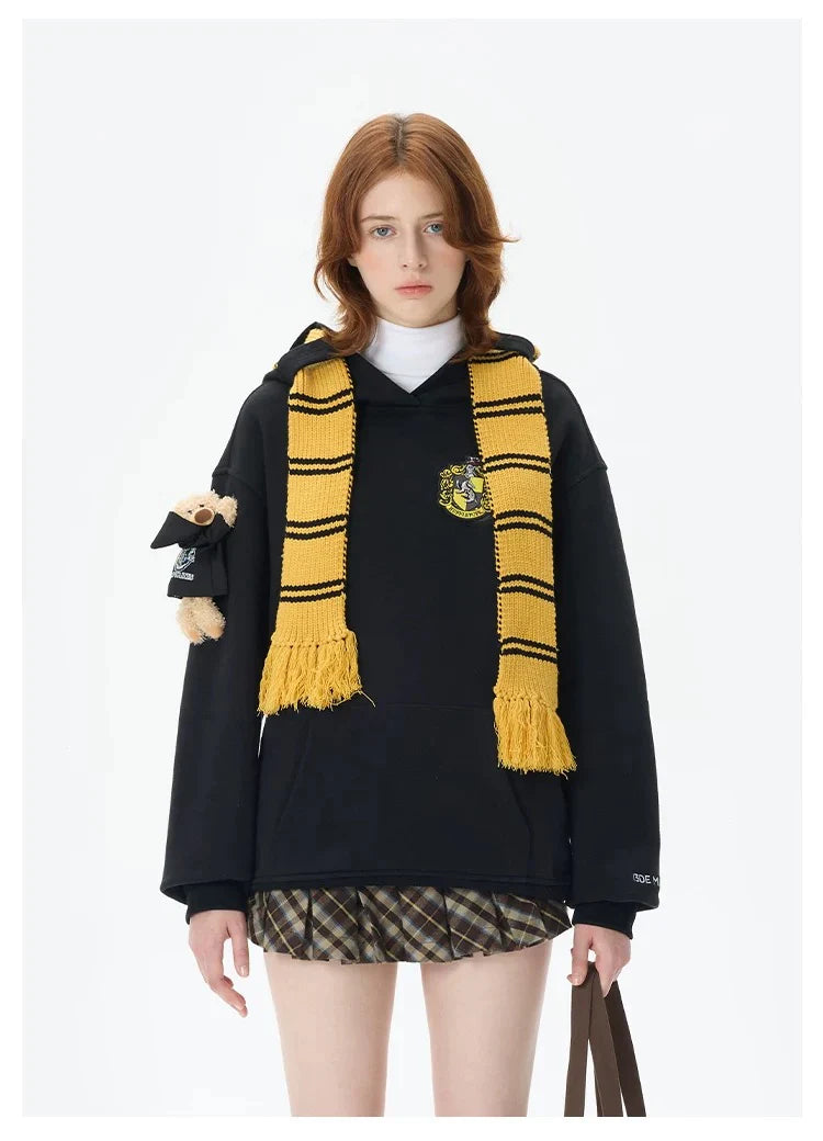 Harry Potter × 13DE MARZO Hogwarts Four Houses Bear Scarf Sweater