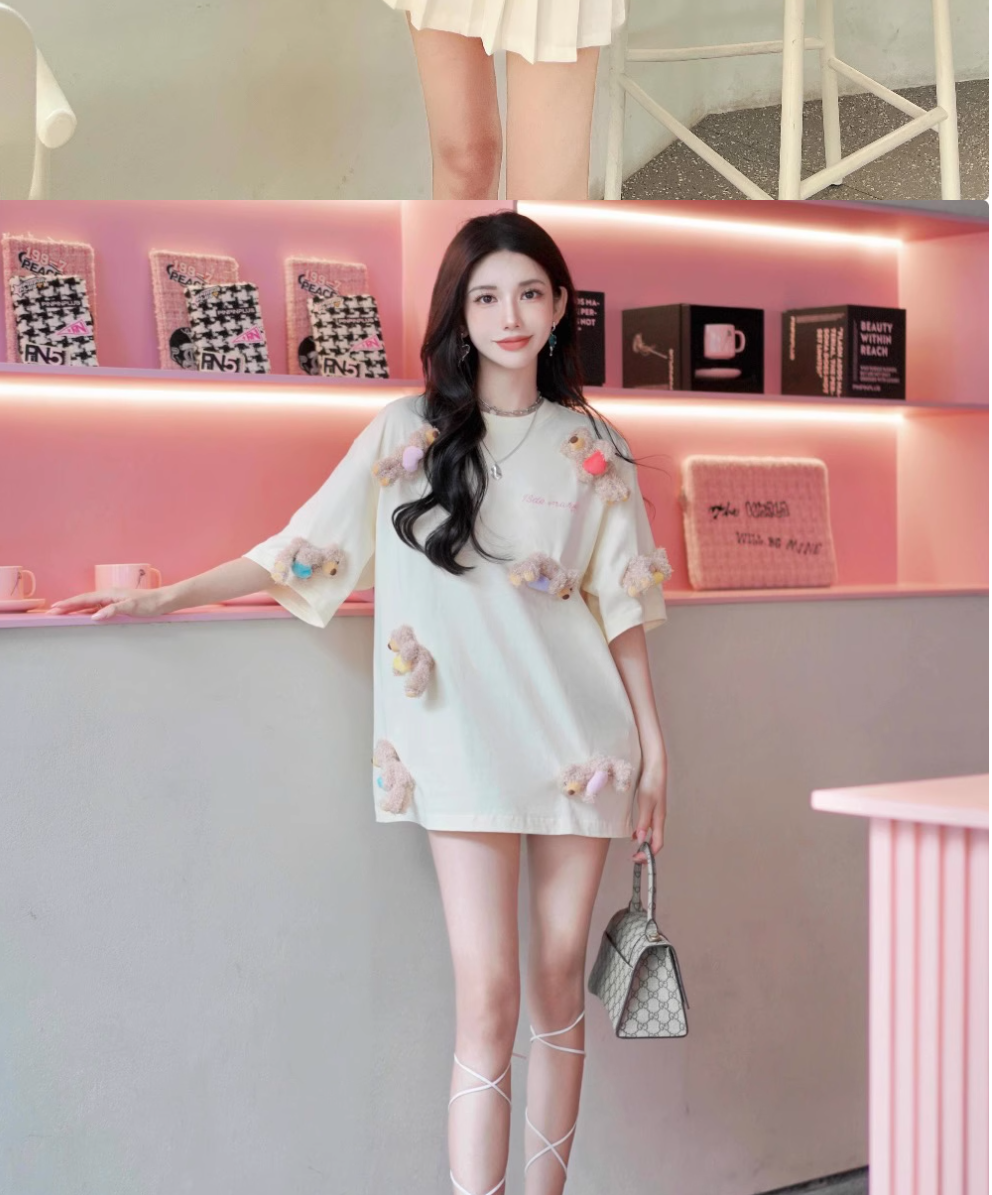 13 DE MARZO  GLOWING HEART BEAR T-SHIRT