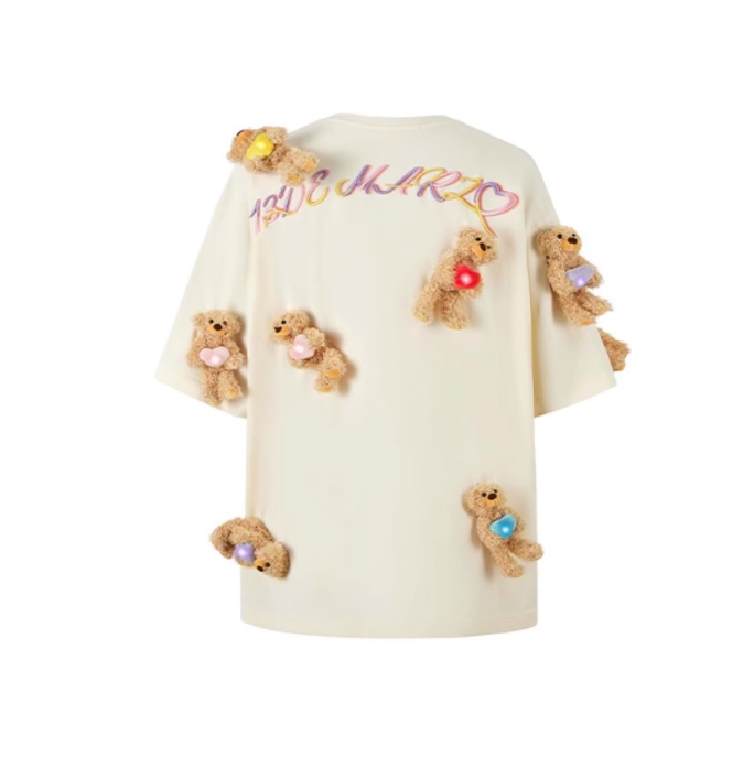 13 DE MARZO  GLOWING HEART BEAR T-SHIRT