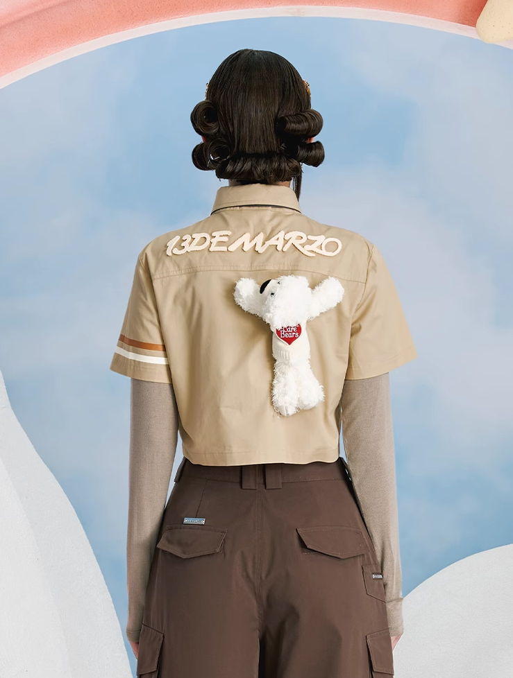 13 DE MARZO RAINBOW BEAR COLLEGE STYLE SHORT-SLEEVED SHIRT