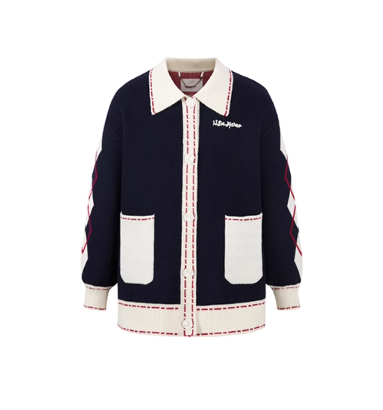 13 DE MARZO BEAR LAPEL NOSTALGIC CARDIGAN
