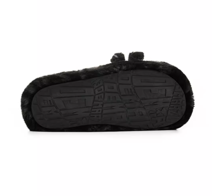 13 DE MARZO FUZZY SLIPPER