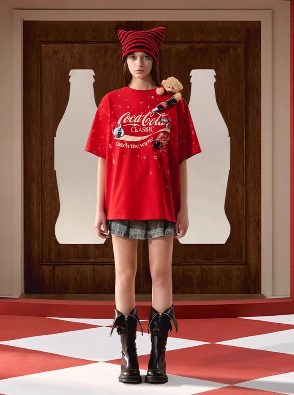 13DE MARZO COCA-COLA BEAR WATER DROP T-SHIRT