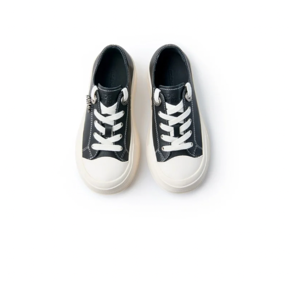 13DE MARZO Digital Logo Sneakers Black
