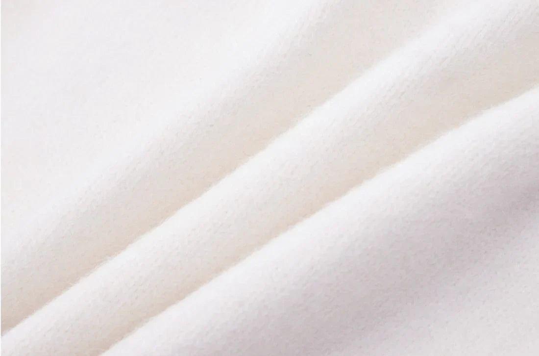 13DE MARZO Bear Thin Scarf Sweater White