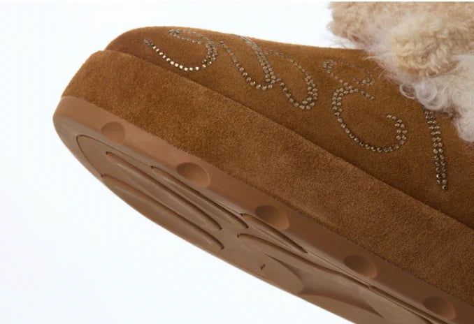 13DE MARZO Logo Fuzzy Snow Slippers Khaki