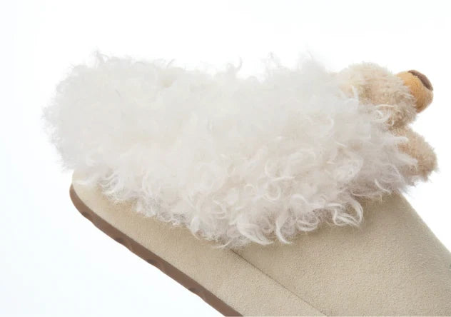 13DE MARZO Logo Fuzzy Snow Slippers Beige