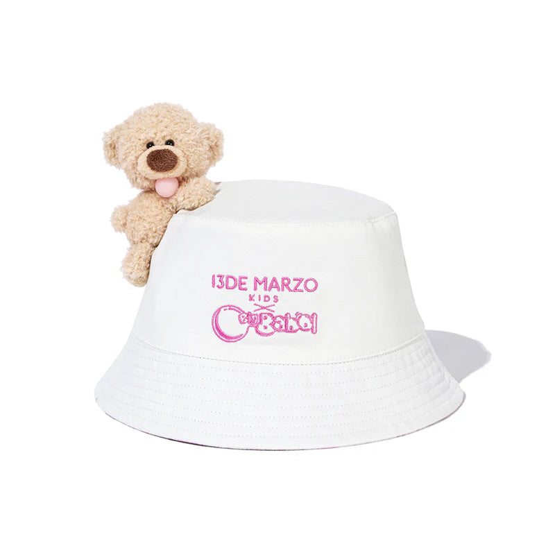 13DE MARZO BabyBear Bubblegum Bucket Hat White