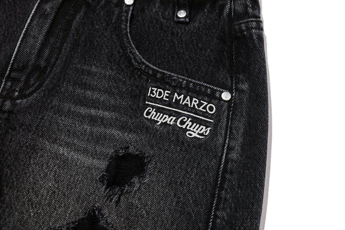 13DE MARZO Lollipop Distressed Denim Shorts Black