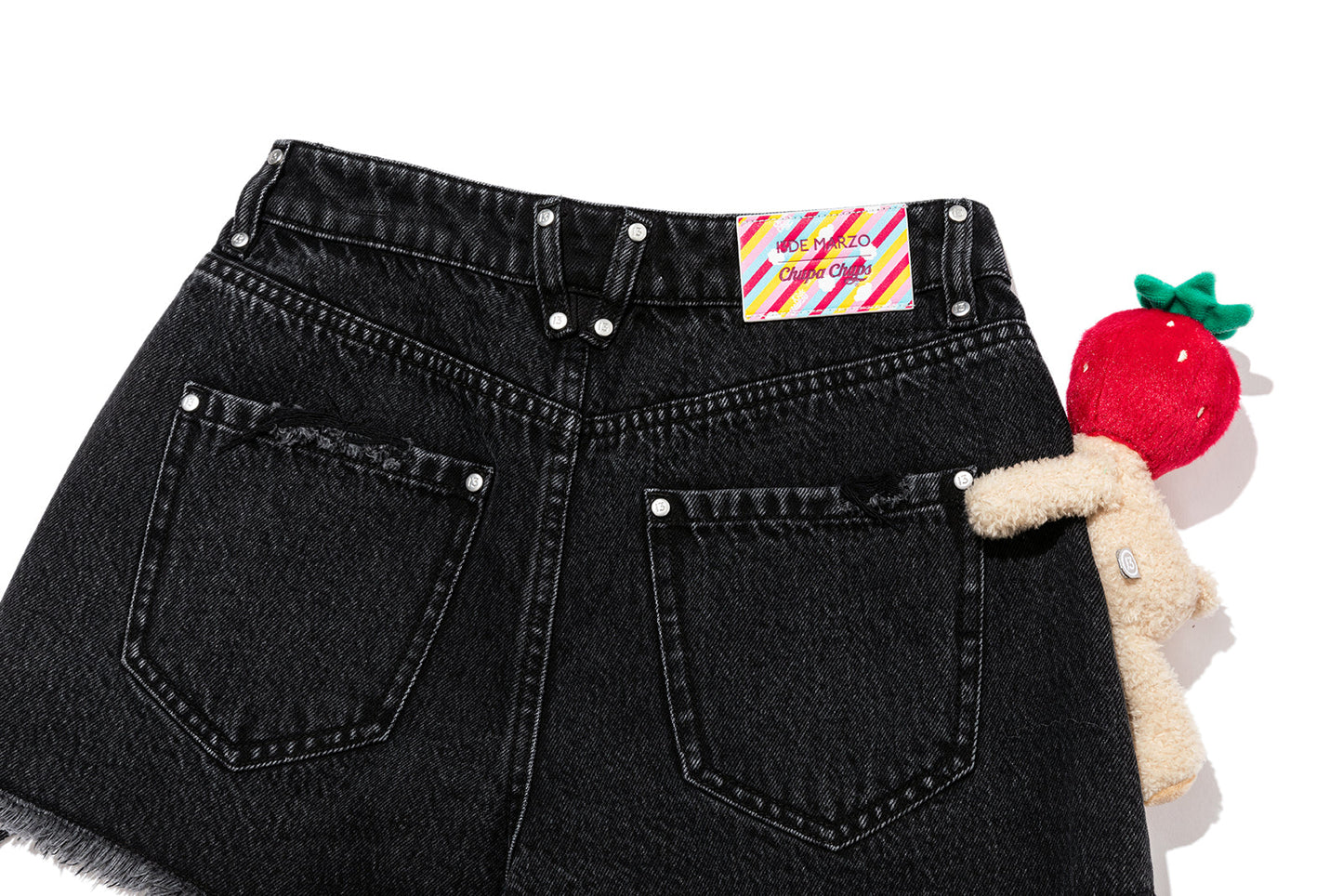 13DE MARZO Lollipop Distressed Denim Shorts Black