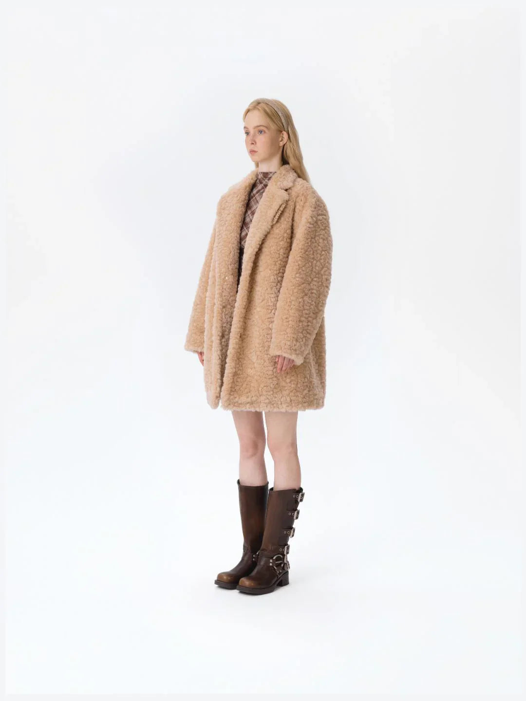 13DE MARZO Bear Fuzzy Long Coat Khaki