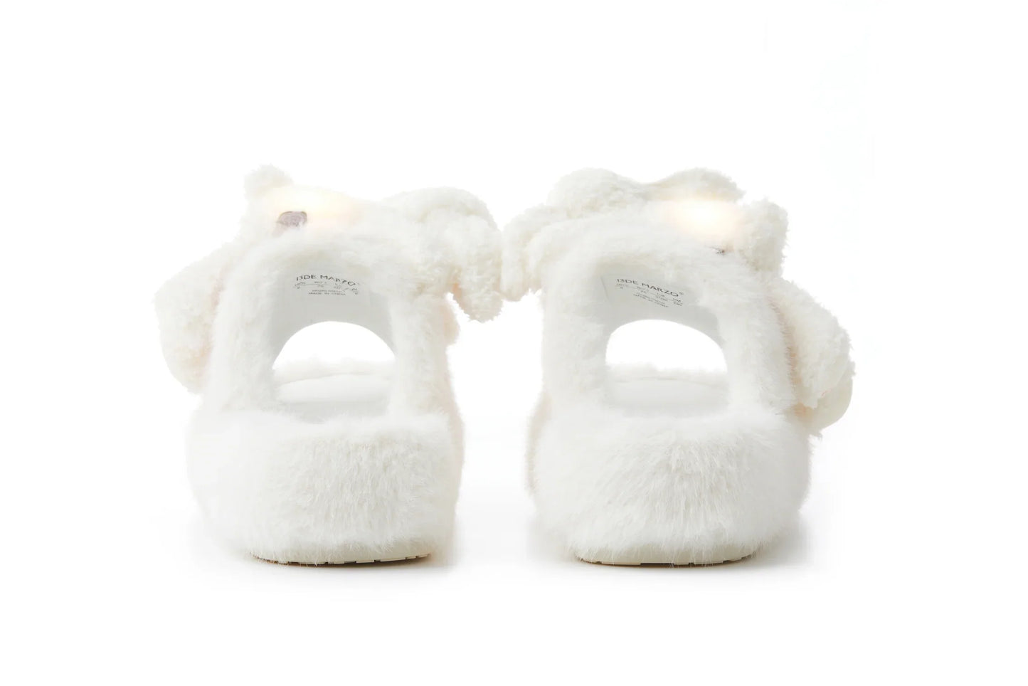 13DE MARZO DOOZOO GLOWING FUZZY SLIPPER