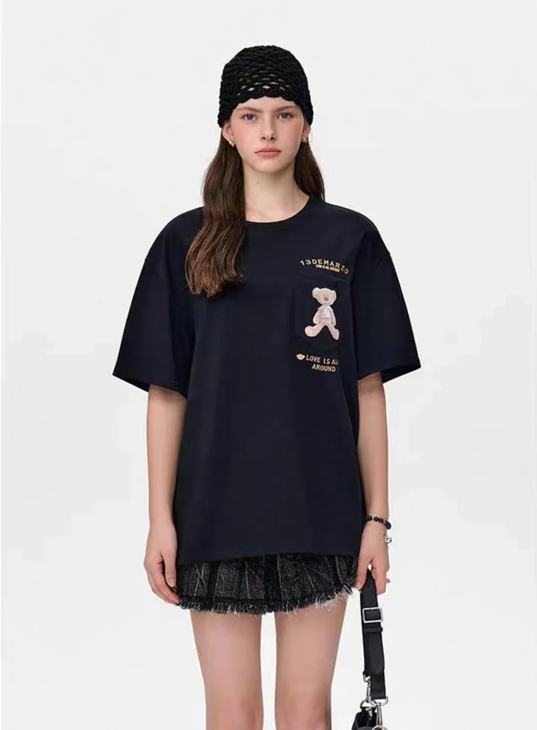 13DE MARZO Pocket Painting T-shirt
