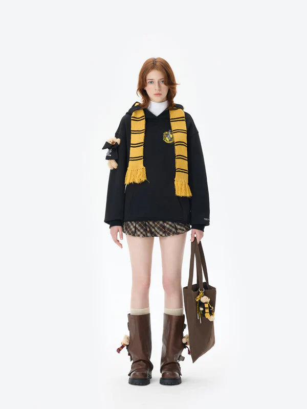 Harry Potter × 13DE MARZO Hogwarts Four Houses Bear Scarf Sweater