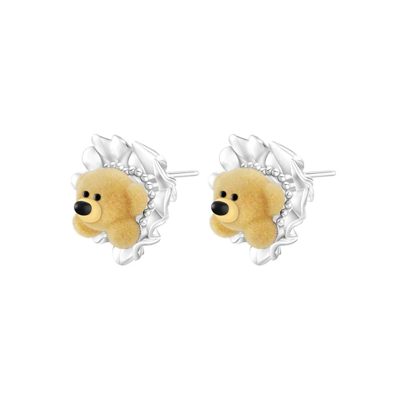 13DE MARZO Bear Pearl Bow Ear Stud