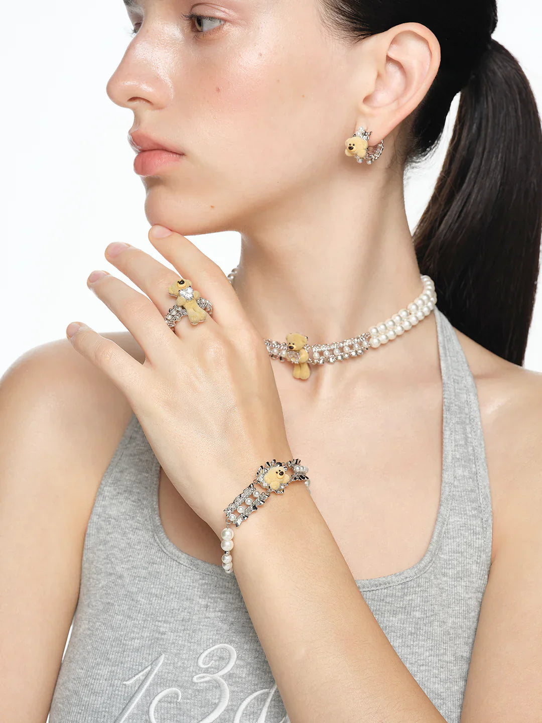 13DE MARZO Bear Pearl Zircon Heart Ring