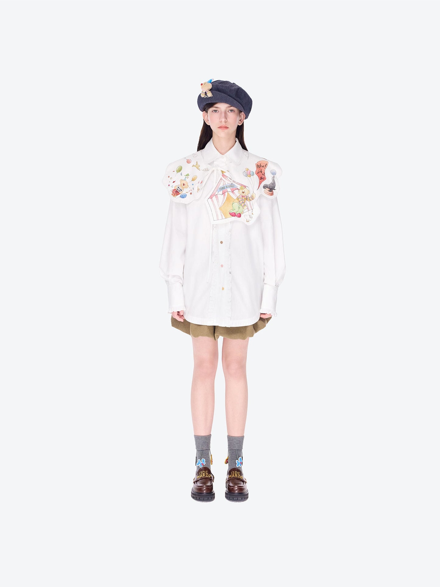 13DE MARZO Detachable CapeCircus Print Shirt White