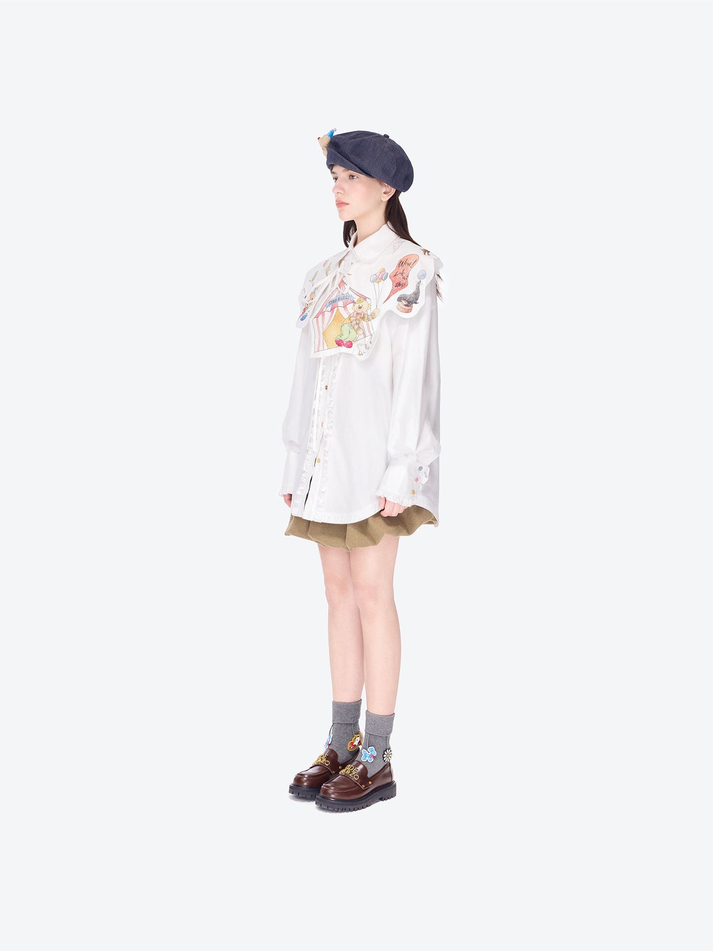 13DE MARZO Detachable CapeCircus Print Shirt White
