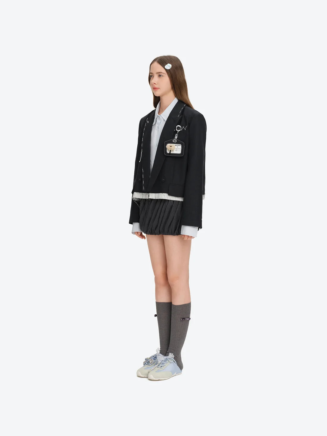 13DE MARZO Jump Wire & Badge Crop Blazer
