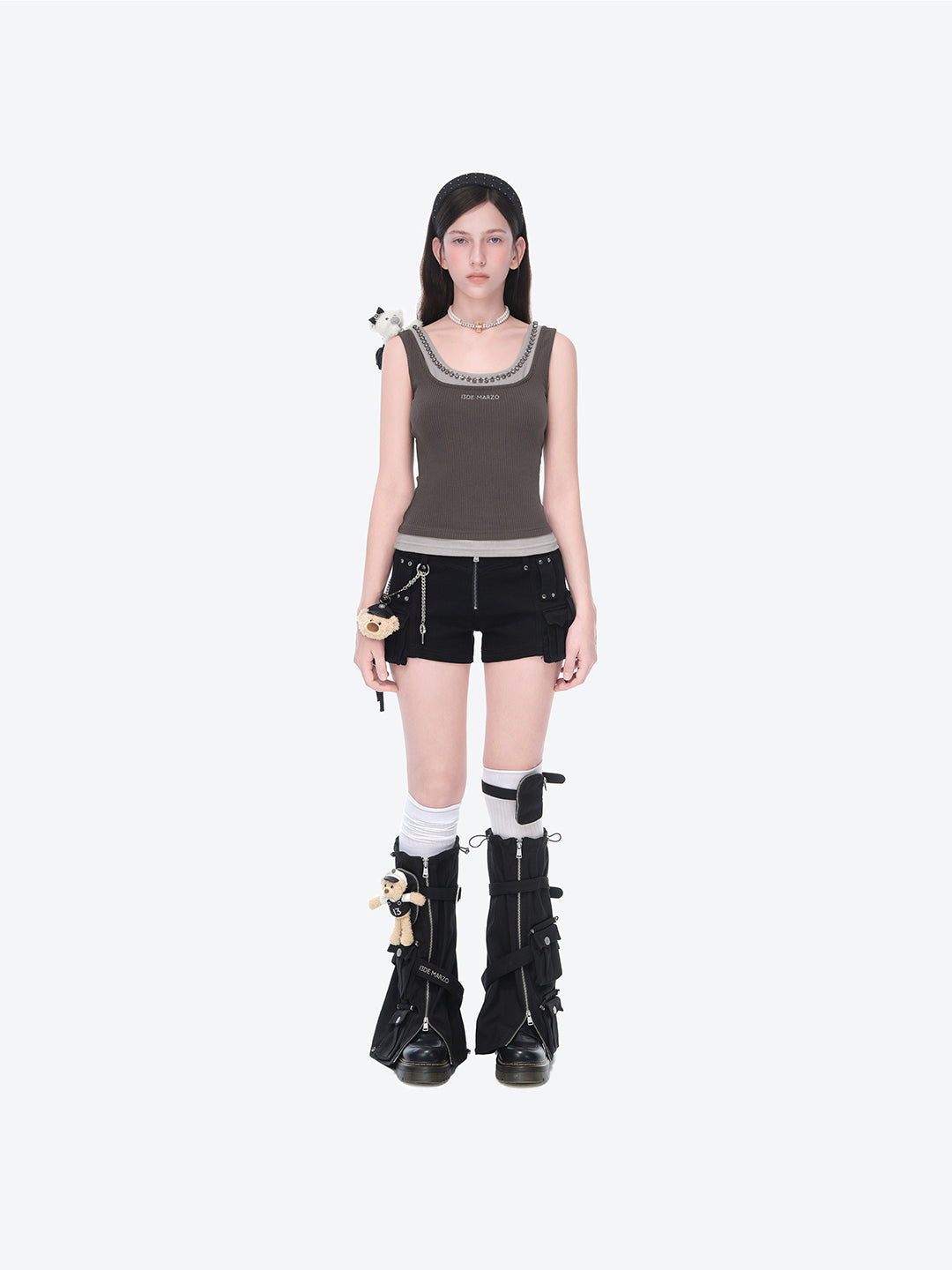 13DE MARZO V-Waist Sheriff Bear Jorts Black