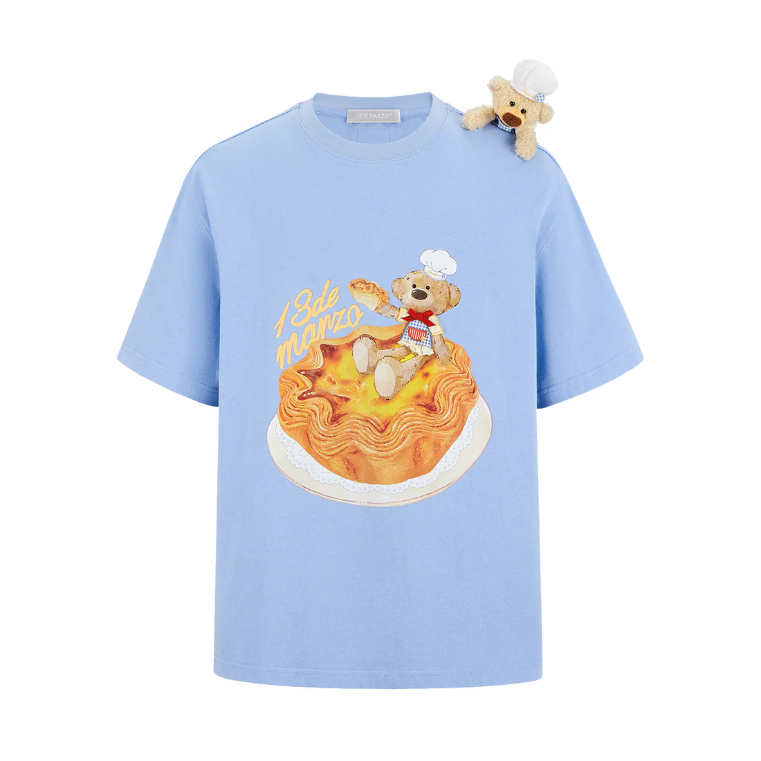 13DE MARZO Bear Macau Tart T-shirt Blue