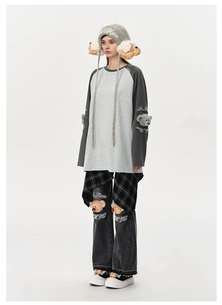 13DE MARZO ELBOW BEAR SWEATSHIRT