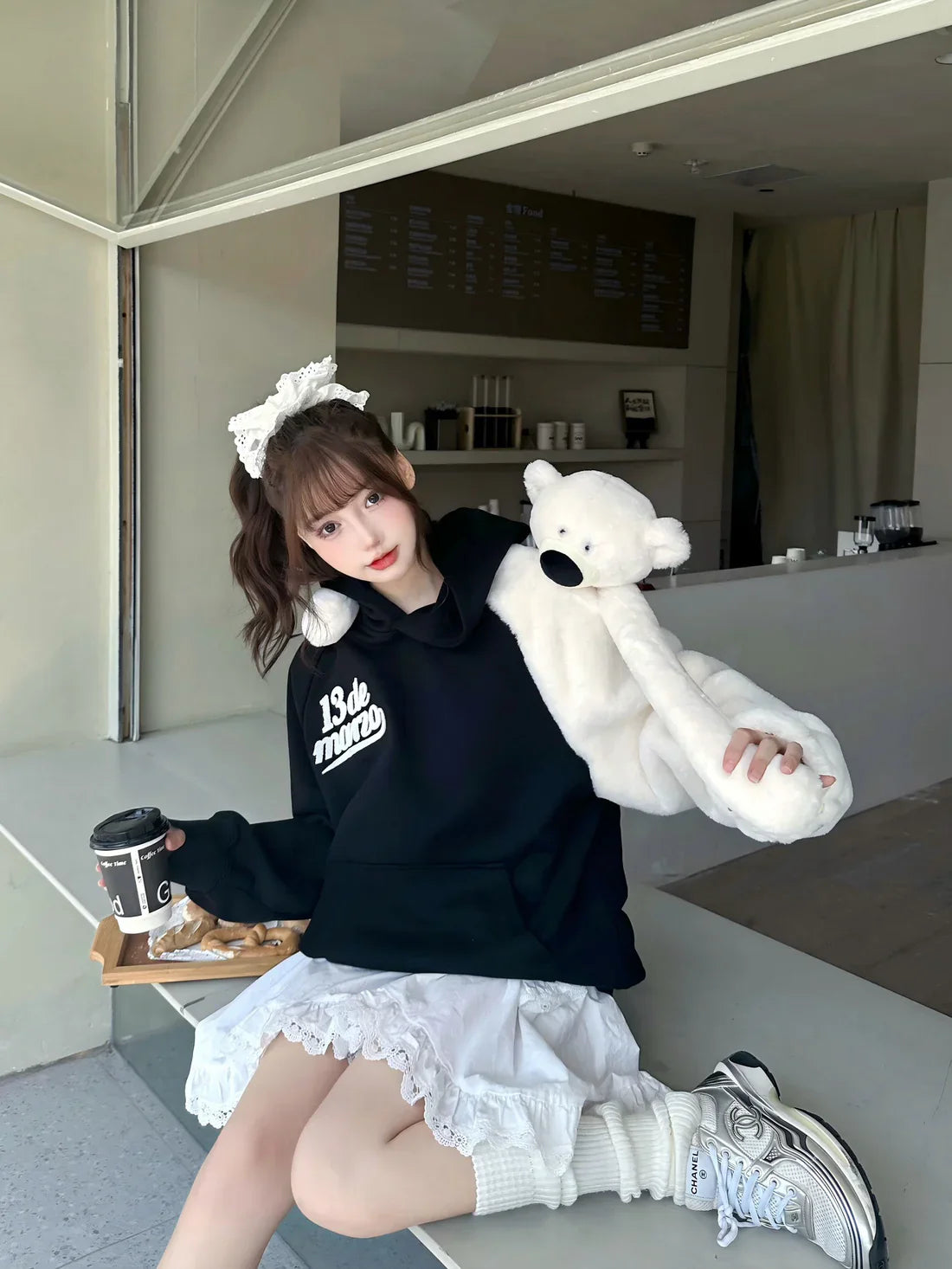 13DE MARZO PLUSH BEAR COLOR BLOCKED RAGLAN HOODIE BLACK