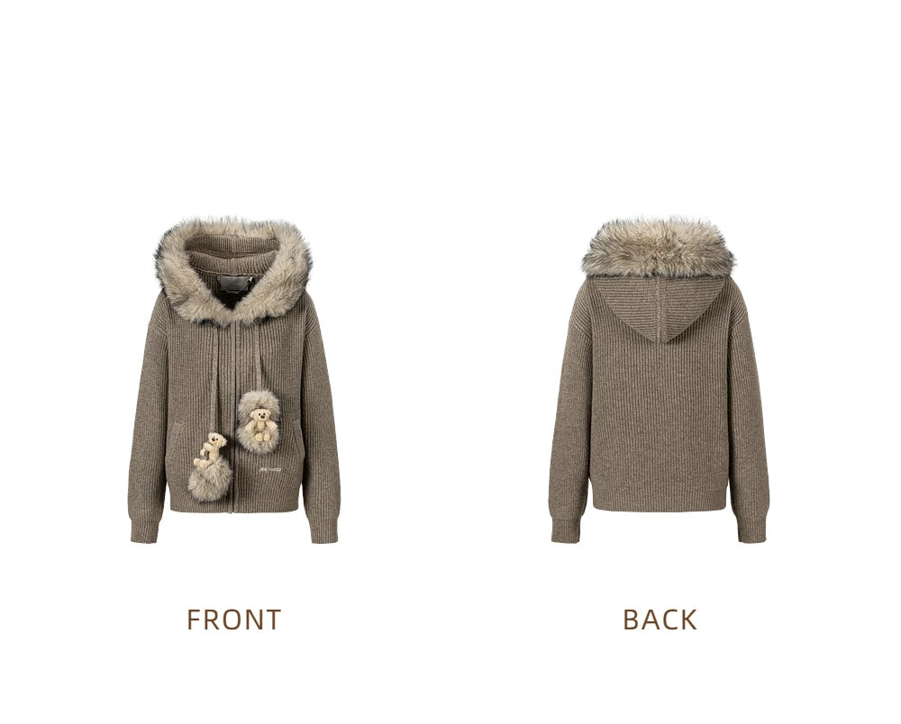 13DE MARZO Pom-pom Bear Fur Collar Knit Sweater Khaki