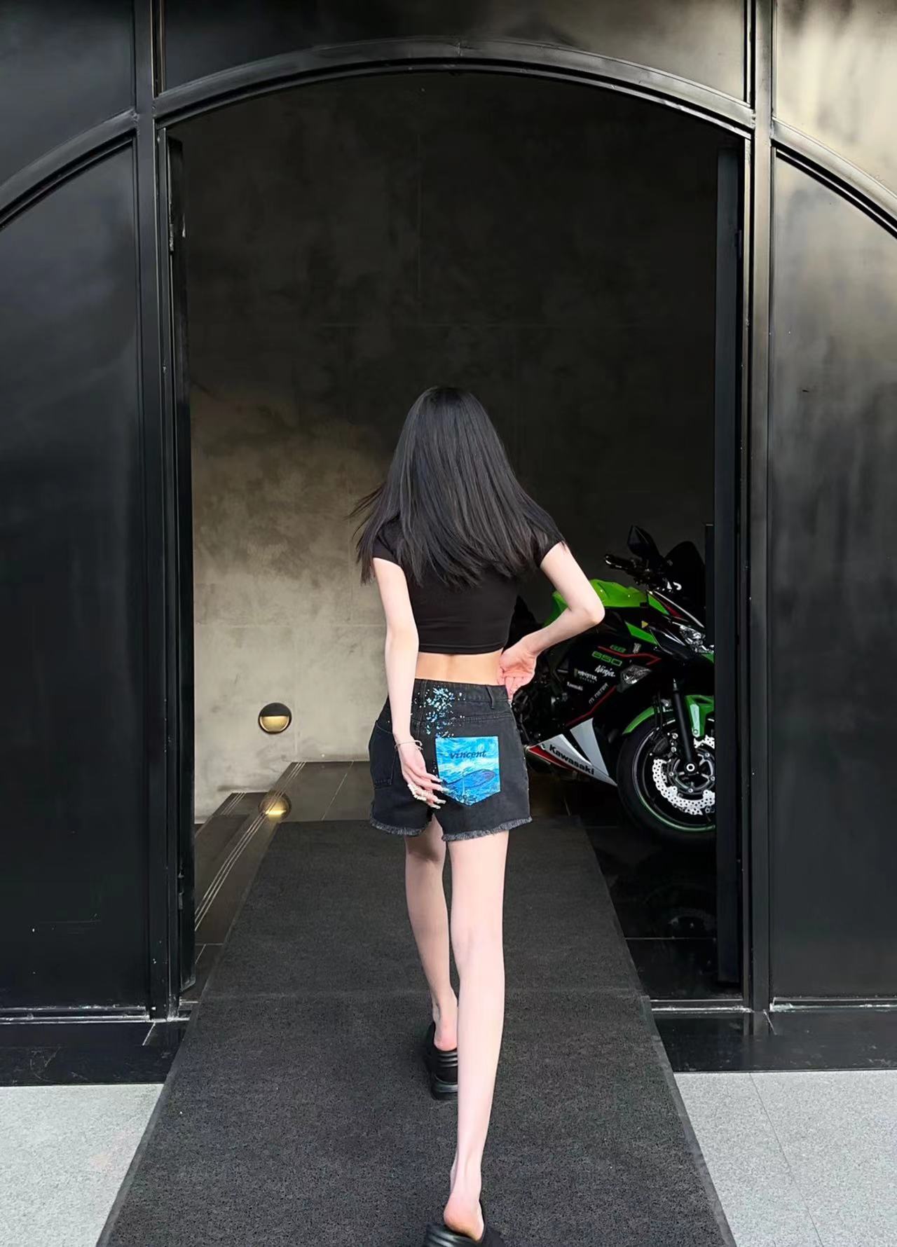 13 DE MARZO VAN GOGH MASTERPIECE DENIM SHORTS