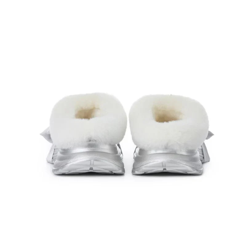 13DE MARZO Bear Fuzzy Snow Slippers Silver